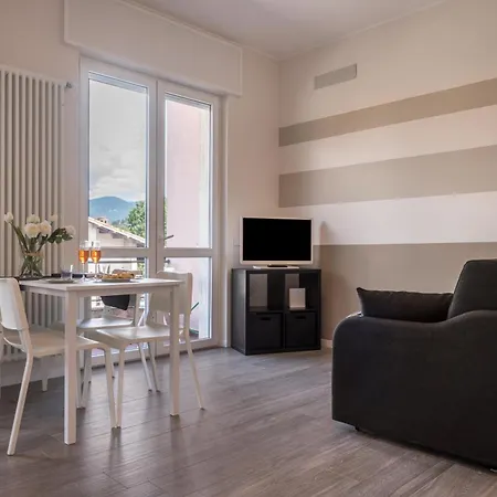 Apartment Maison Bibi Maggiore Laveno-Mombello