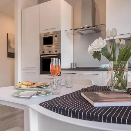 Maison Bibi Maggiore Apartment *